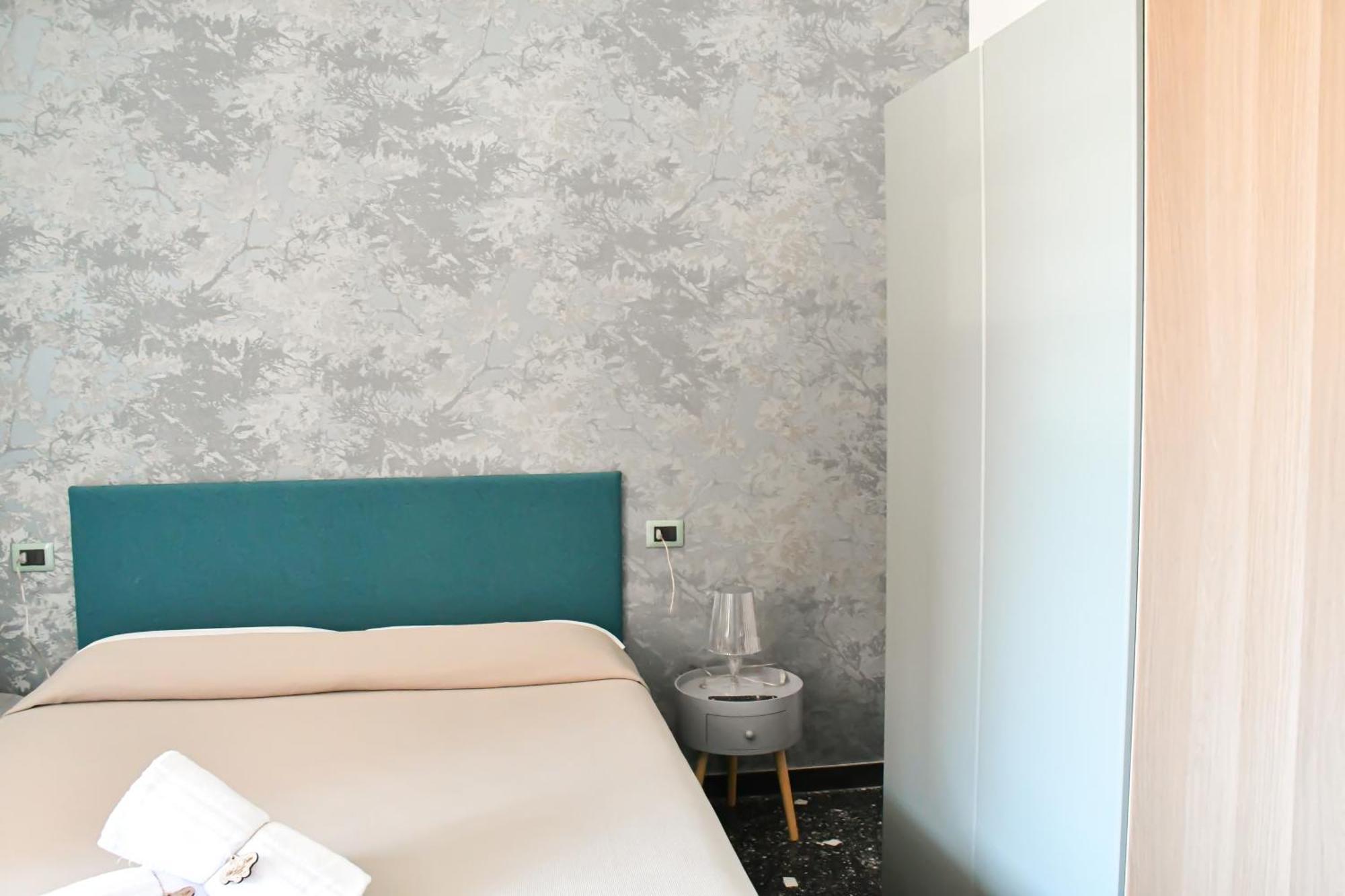 Hotel Le Palme ヴァラッツェ エクステリア 写真