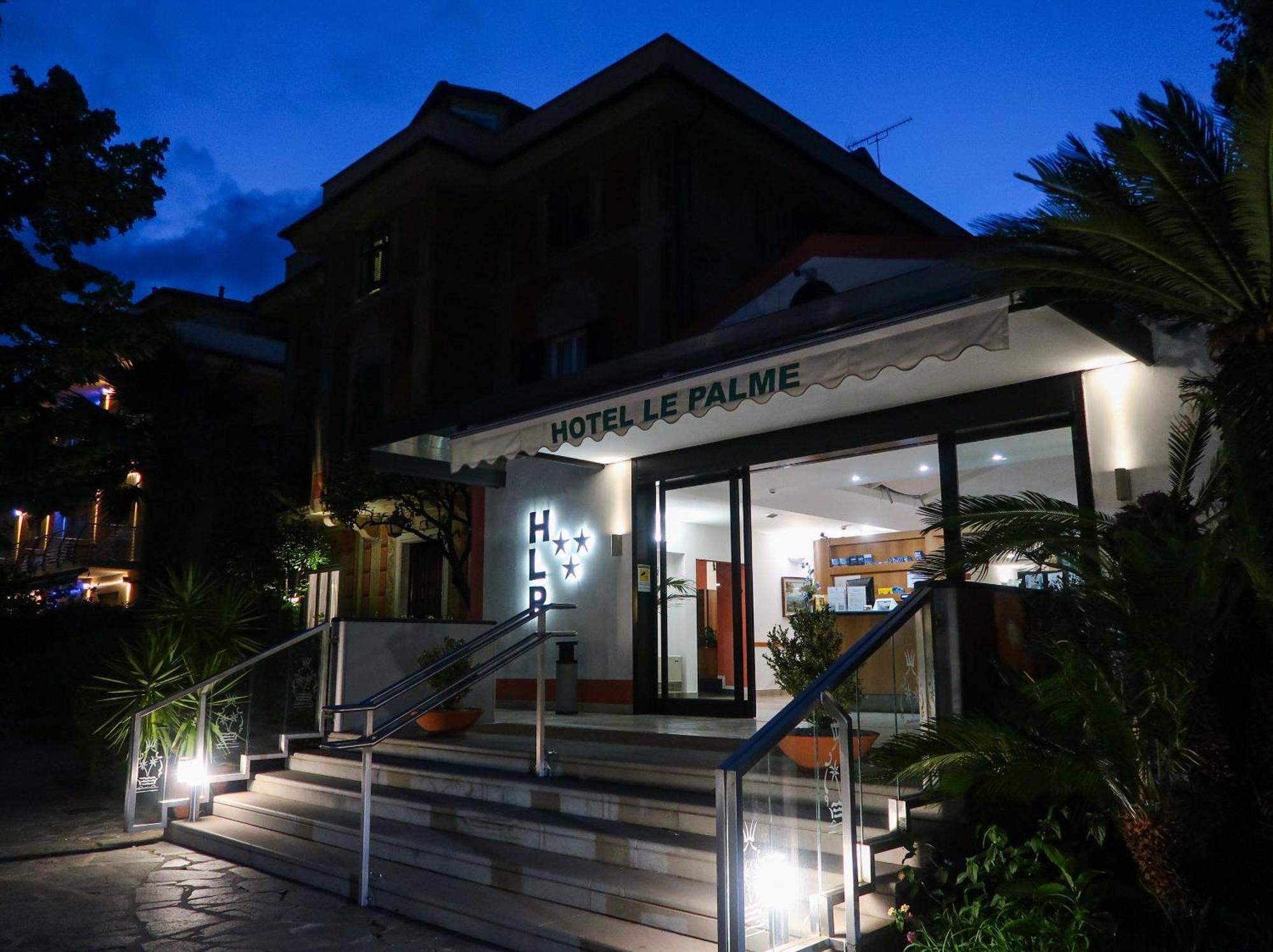 Hotel Le Palme ヴァラッツェ エクステリア 写真
